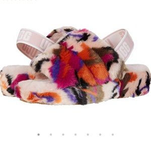 Ugg Fluff slides